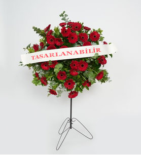 Kırmızı Gerberalardan Hazırlanmış Ferforje Aranjmanı