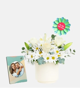 Saksıda Beyaz Gül & Papatya ve Stickerlı Çerçeve