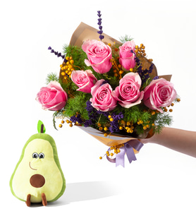 Sarı Bukette 7 Pembe Gül ve Avokado Yastık